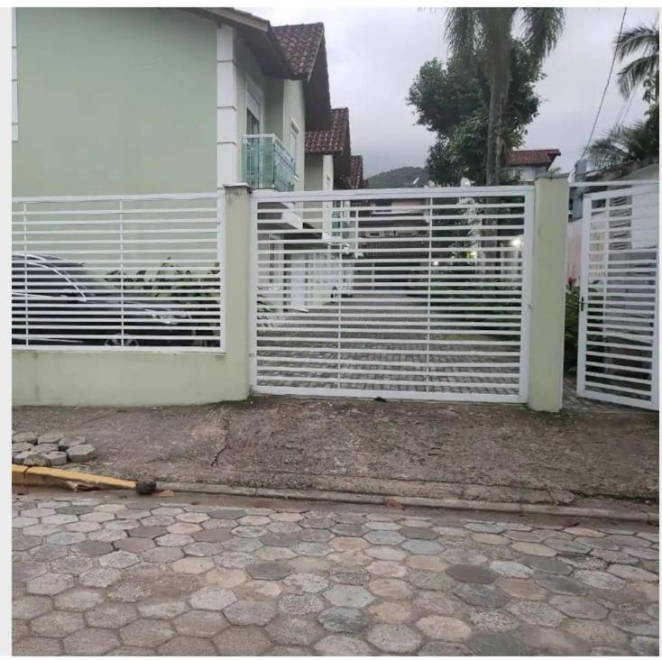 Casa Com Localizacao Privilegiada, A 140 Metros Da Praia Juquey Sao Sebastiao  Dış mekan fotoğraf